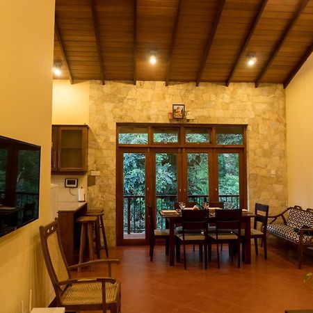 קנדי Aronka Homestay מראה חיצוני תמונה