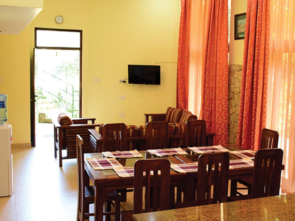 קנדי Aronka Homestay מראה חיצוני תמונה