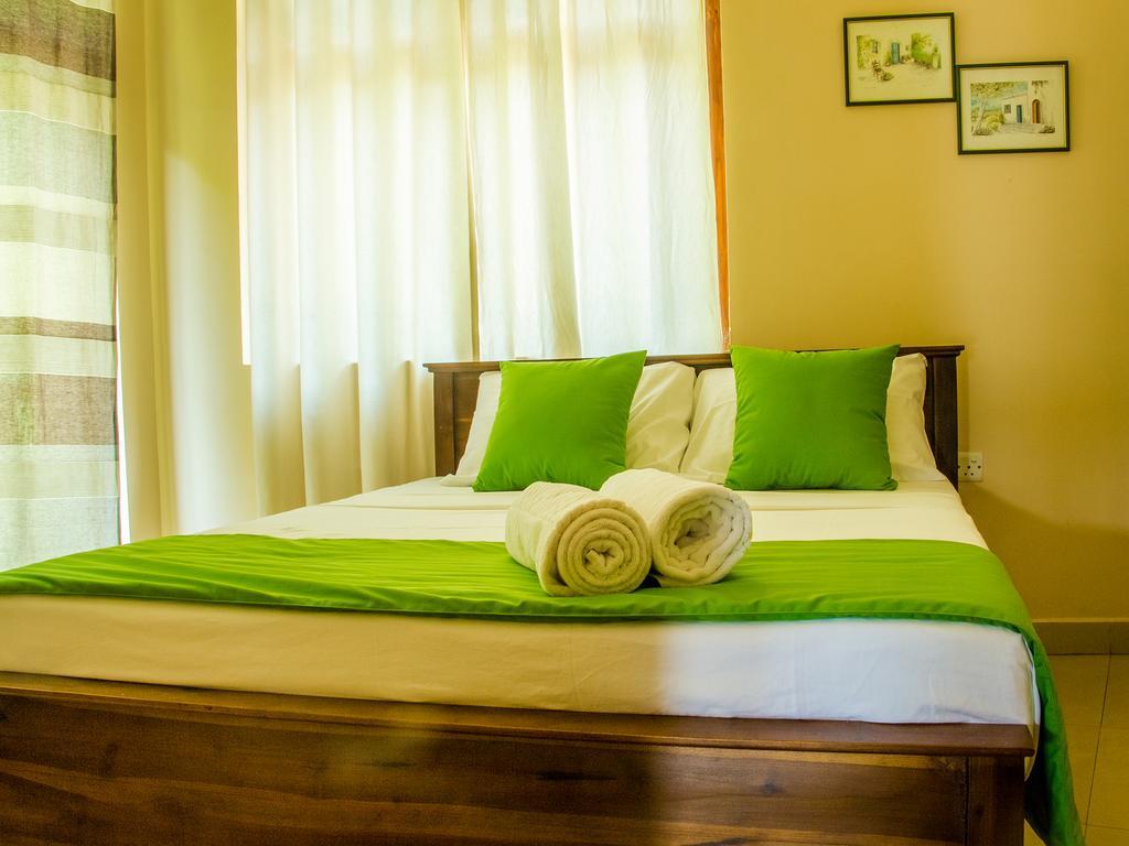 קנדי Aronka Homestay מראה חיצוני תמונה