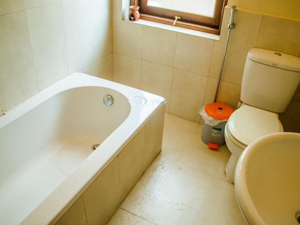 קנדי Aronka Homestay מראה חיצוני תמונה