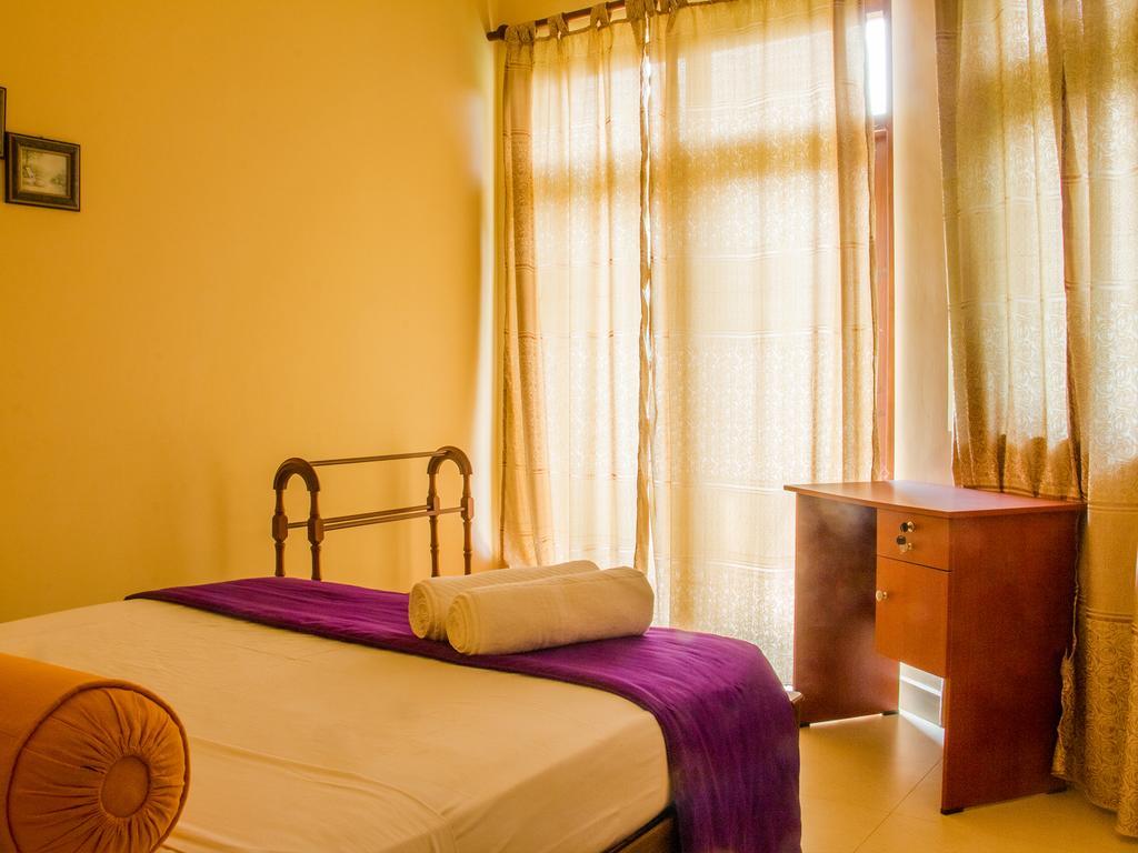 קנדי Aronka Homestay מראה חיצוני תמונה