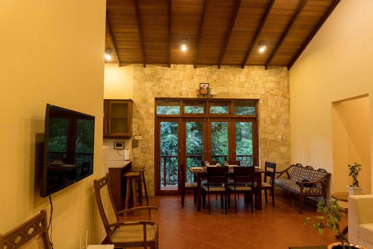 קנדי Aronka Homestay מראה חיצוני תמונה