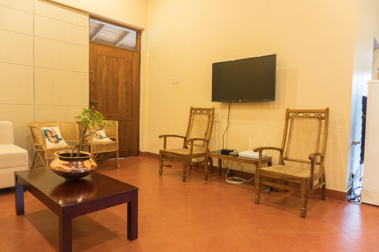 קנדי Aronka Homestay חדר תמונה