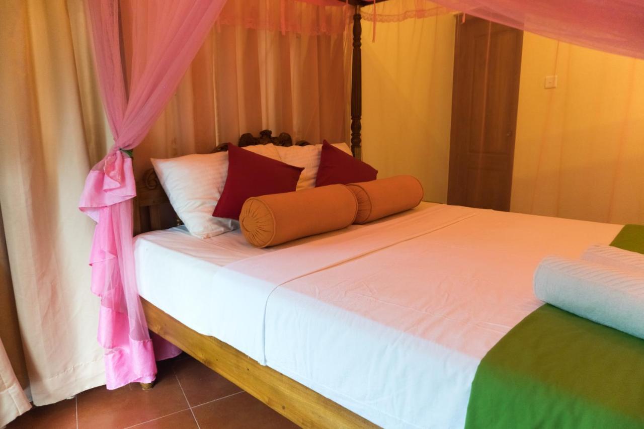 קנדי Aronka Homestay חדר תמונה